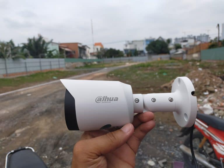 THI CÔNG 8 CAMERA VÀ HỆ THỐNG ĐIỆN CHO BÃI XE QUẬN 7